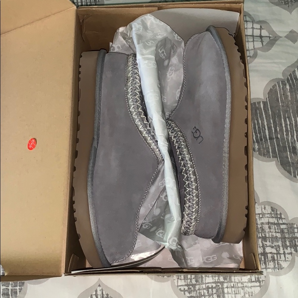 UGG Tasman Slipper